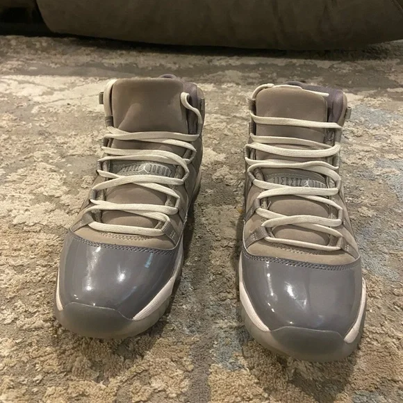 Jordan 11 Retro Cool Grey sneakers